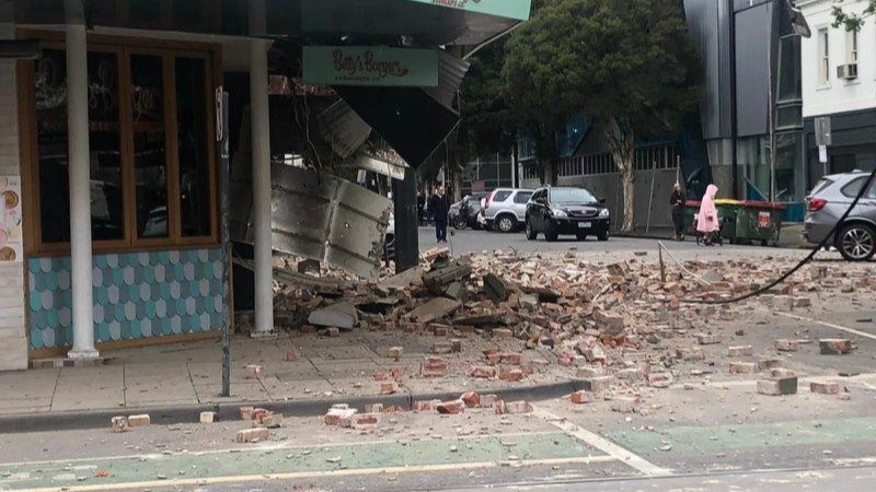 Tòa nhà trên phố Chapel ở Melbourne bị thiệt hại do động đất.
