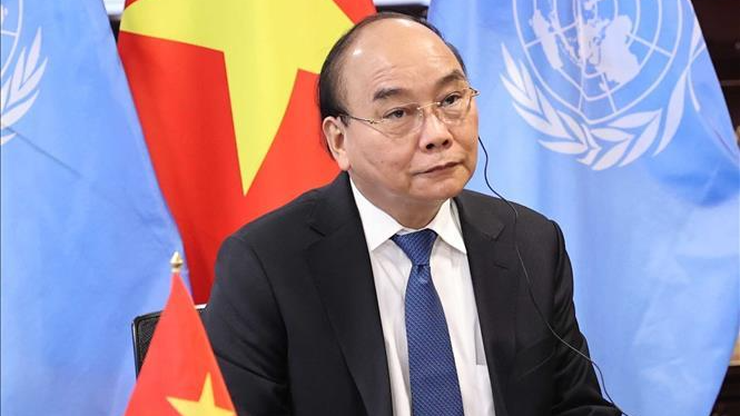 Chủ tịch nước Nguyễn Xuân Phúc dự Hội nghị trực tuyến Thượng đỉnh toàn cầu về COVID-19. Ảnh: TTXVN