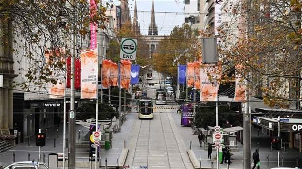 Cảnh vắng vẻ trên đường phố tại Melbourne, Australia, trong thời gian áp đặt các biện pháp hạn chế phòng dịch COVID-19. Ảnh: THX (chụp ngày 28/5/2021)