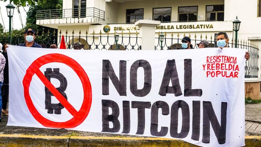Không phải ai cũng chào đón bitcoin ở El Salvador. Ảnh: Getty Images/Money Week 
