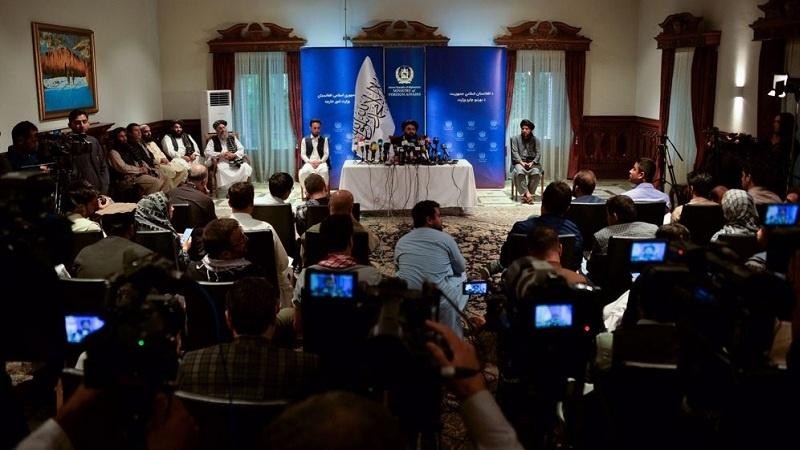 Taliban họp báo thông tin về cuộc đàm phán với phái đoàn Mỹ tại Doha trong hai ngày 9-10/10/2021. Ảnh: Pars Today