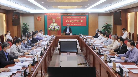 Đồng chí Trần Cẩm Tú, Ủy viên Bộ Chính trị, Bí thư Trung ương Đảng, Chủ nhiệm UBKT Trung ương chủ trì Kỳ họp thứ 8 của UBKT Trung ương từ 2-4/11/2021.