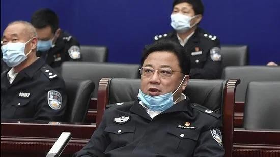 Tôn Lập Quân, khi đó là Thứ trưởng Bộ Công an, tham dự một cuộc họp ở Vũ Hán (Hồ Bắc, Trung Quốc) vào ngày 7/4/2020. Ảnh: AP