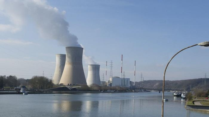 Tổng thống Pháp tuyên bố tái khởi động xây dựng lò phản ứng hạt nhân để đảm bảo sự độc lập về năng lượng của Pháp. Ảnh: Italy 24