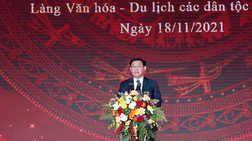 Chủ tịch Quốc hội phát biểu tại Lễ khai mạc Tuần “Đại đoàn kết các dân tộc - Di sản Văn hóa Việt Nam” năm 2021.