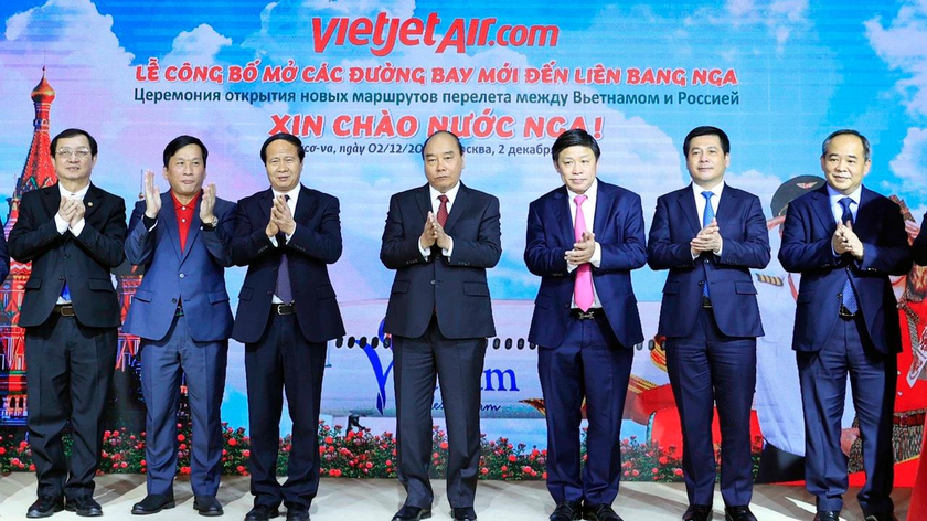 Chủ tịch nước Nguyễn Xuân Phúc đã dự lễ công bố các đường bay thẳng đầu tiên đến châu Âu của hãng hàng không Vietjet.