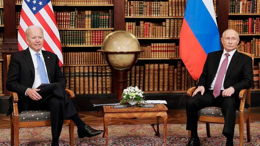 Tổng thống Mỹ Joe Biden và Tổng thống Nga Vladimir Putin. Ảnh: TASS
