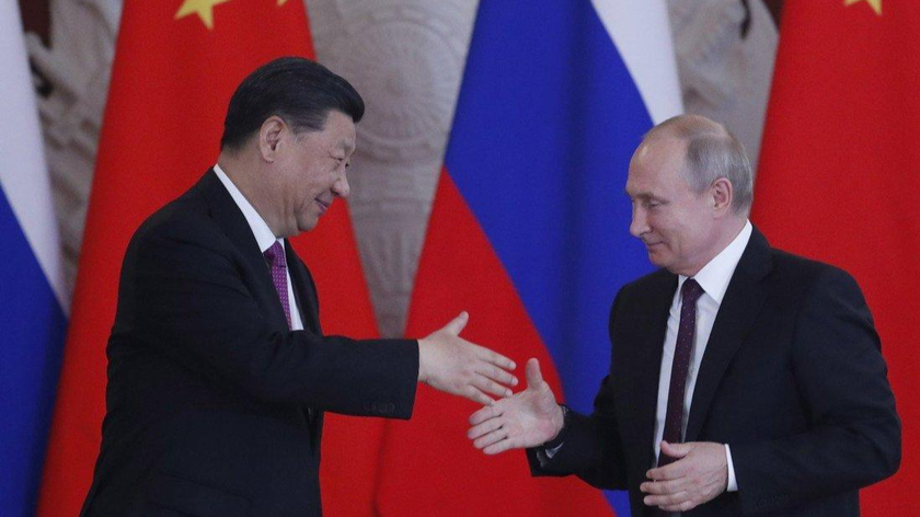 Chủ tịch Trung Quốc Tập Cận Bình và Tổng thống Nga Vladimir Putin sẽ tổ chức một cuộc gặp trực tuyến lần thứ hai trong năm vào 15/12. Ảnh: EPA-EFE