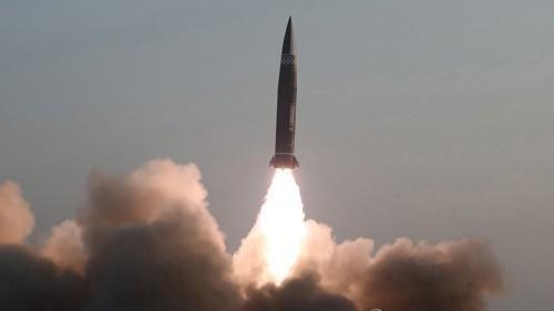 Một vụ phóng tên lửa của Triều Tiên. Ảnh do Hãng thông tấn Trung ương chính thức của Triều Tiên (KCNA) công bố, phát qua Yonhap.