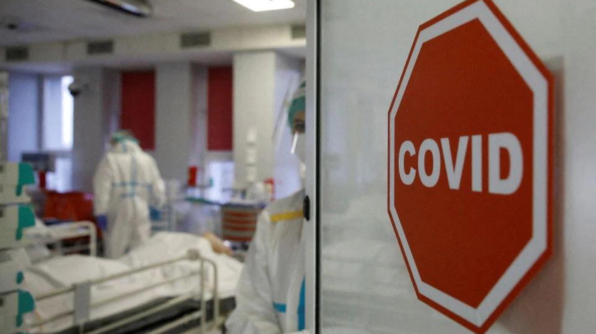 Khu điều trị bệnh nhân COVID-19 tại Bệnh viện Bộ Nội vụ ở Warsaw, Ba Lan. Ảnh: Reuters (chụp ngày 8/11/2021)