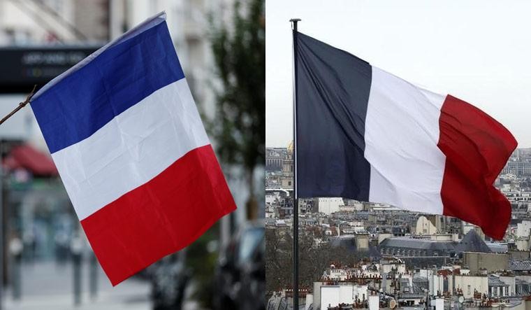 Sự thay đổi quốc kỳ Pháp sắp tới đây sẽ khiến cho cộng đồng thế giới phải bất ngờ. Hãy cùng tải ngay hình ảnh để cập nhật thông tin và hiểu rõ hơn về sự thay đổi quốc kỳ Pháp này.