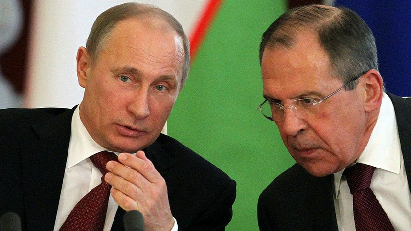Tổng thống Nga Vladimir Putin và Ngoại trưởng Sergei Lavrov. Ảnh: AFP
