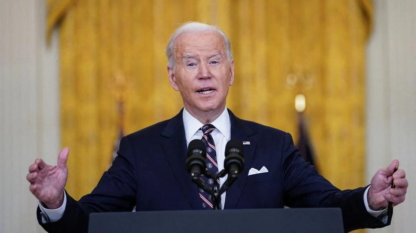 Tổng thống Hoa Kỳ Joe Biden phát biểu tại Phòng phía Đông của Nhà Trắng ở Washington, Hoa Kỳ, ngày 22/2/2022. Ảnh; Reuters