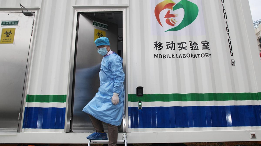 Phòng thí nghiệm di động để tiến hành xét nghiệp PCR phát hiện COVID-19 ở Taizhou, tỉnh Chiết Giang, miền Đông Trung Quốc. Ảnh: IC (chụp ngày 17/3/2022)
