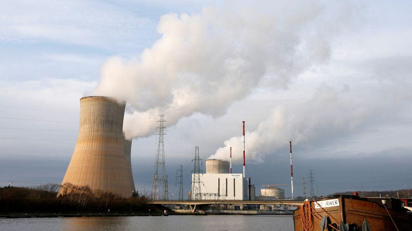 Nhà máy hạt nhân Tihange. Ảnh: Reuters (chụp ngày 29/12/2015)