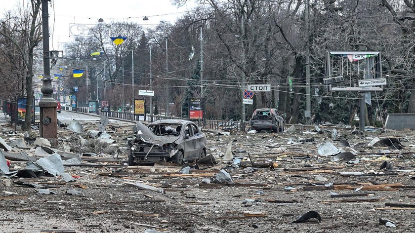 Thành phố Kharkiv (Ukraine) sau một trận pháo kích. Ảnh: EPA/TASS