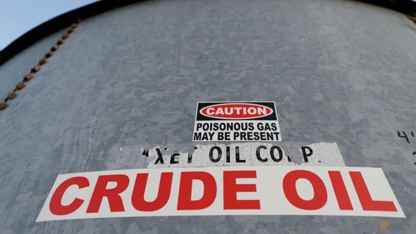 Một bể chứa dầu thô trong lưu vực Permian ở Mentone, hạt Loving, Texas, Hoa Kỳ. Ảnh: Reuters (chụp ngày 22/11/2019)