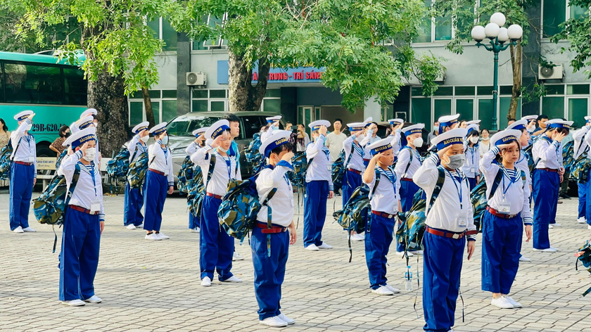 Hàng trăm 'chiến sĩ nhí' thử thách bản thân tại Học kỳ Quân đội 2022 
