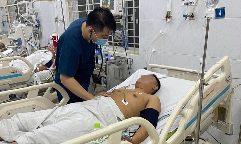 Bệnh nhân nhập viện nghi ngộ độc chất gây nghiện đang được điều trị tại Bệnh viện ĐKKV Long Khánh.