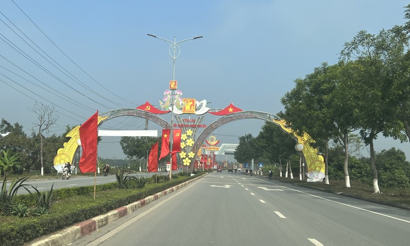 Hệ thống hạ tầng giao thông huyện Yên Lạc phát triển đồng bộ, hiện đại tạo đà phát triển kinh tế địa phương.