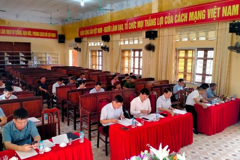 Hội nghị tổng kết giữa nhiệm kỳ Đảng bộ xã Thái Hòa.