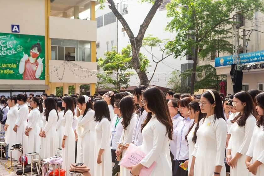 Lễ bế giảng xúc động tại Trường THPT Kim Liên Hà Nội. (Ảnh: FB THPT KL)