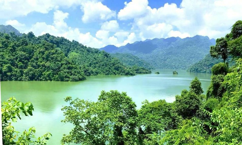 Hồ Ba Bể - Danh thắng nổi tiếng của tỉnh Bắc Kạn. (Nguồn ảnh: backan.gov.vn) 