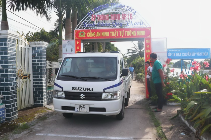 Cánh cổng an ninh trật tự thông minh tại ấp 1B, xã Phong Thạnh Tây A, huyện Phước Long, tỉnh Bạc Liêu. 