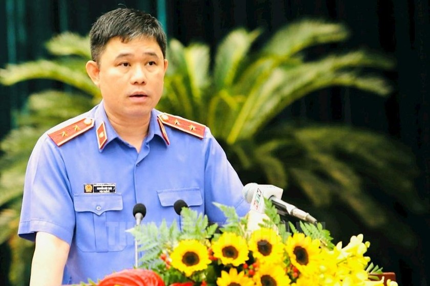 Viện trưởng Viện KSND TPHCM Nguyễn Đức Thái báo cáo tại kỳ họp. Ảnh: Thành ủy TP HCM