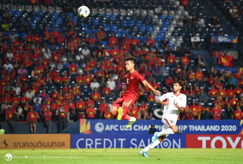 Lê Ngọc Bảo khoác áo Đội tuyển U23 Việt Nam thi đấu tại VCK giải U23 châu Á 2020. (Ảnh: VFF)