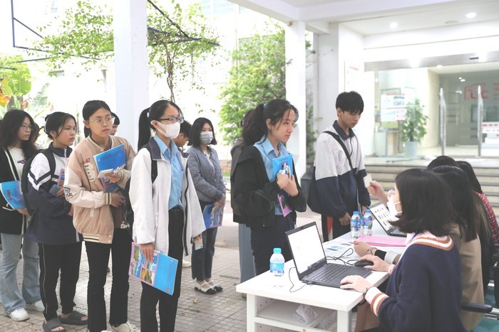 Thí sinh tham gia kỳ thi đánh giá năng lực của Trường ĐH Quốc gia Hà Nội. (Ảnh minh họa - Nguồn: ĐH Quốc gia Hà Nội)