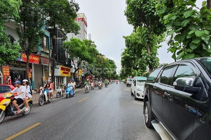 Thời gian phân luồng giao thông thí điểm trên phố Kim Ngưu từ ngày 16/3 đến ngày 16/6/2024. Ảnh: Hanoi.gov.vn