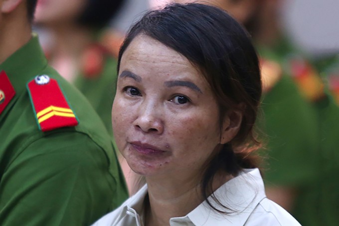 Bà Trần Thị Hiền trong phiên tòa hồi tháng 6/2020. Ảnh: VNE