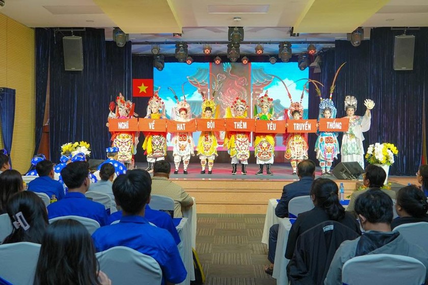 Sinh viên hào hứng với chương trình Sân khấu học đường. (Nguồn: NVH Sinh viên TP Hồ Chí Minh) 