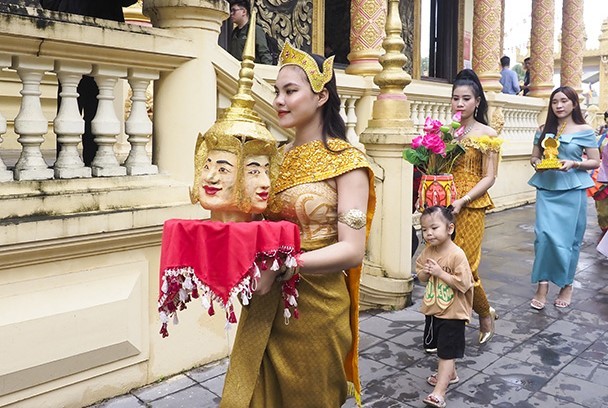 Các nghi lễ của Tết Chol Chnam Thmay chủ yếu diễn ra tại các ngôi chùa của đồng bào Khmer. (Nguồn: TT)
