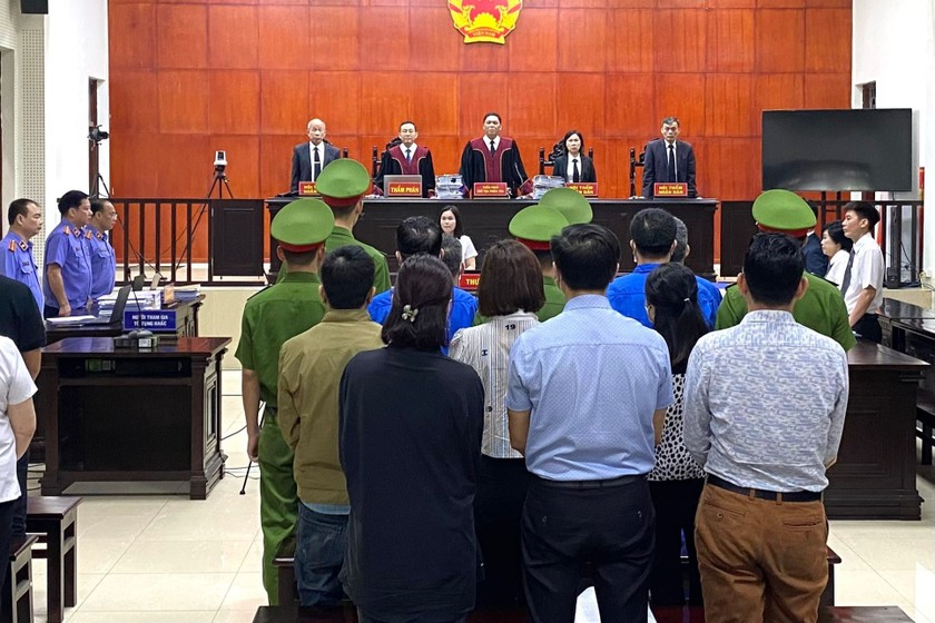 Phiên xử diễn ra tại TAND tỉnh Quảng Ninh. (Ảnh: Đông Bắc)