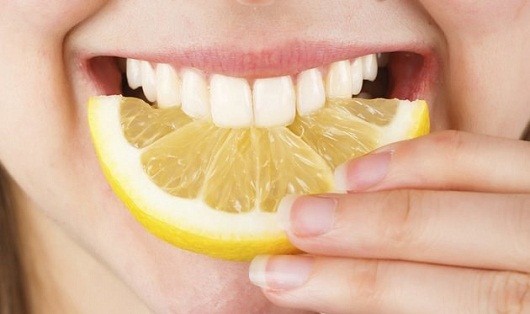Tự làm sạch cao răng chỉ trong 3 phút đơn giản, hiệu quả