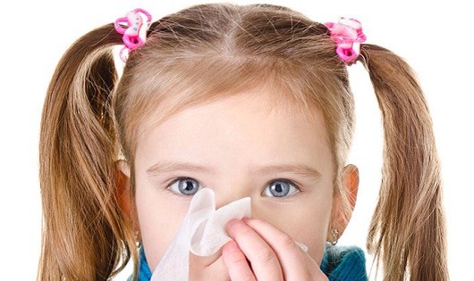 Mẹo chữa sổ mũi, nghẹt mũi cho trẻ hữu hiệu ngày chuyển mùa