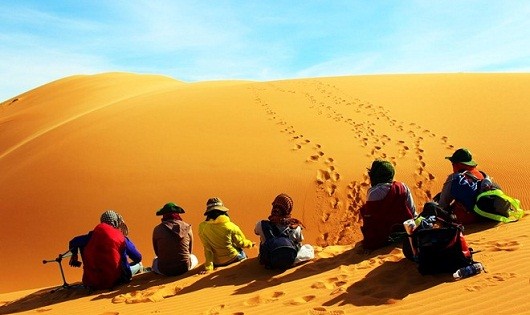 Cung đường chinh phục sa mạc cát lớn nhất Việt Nam