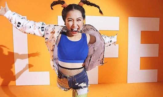Hòa Minzy ra mắt MV “sống không hối tiếc” sau chia tay Công Phượng