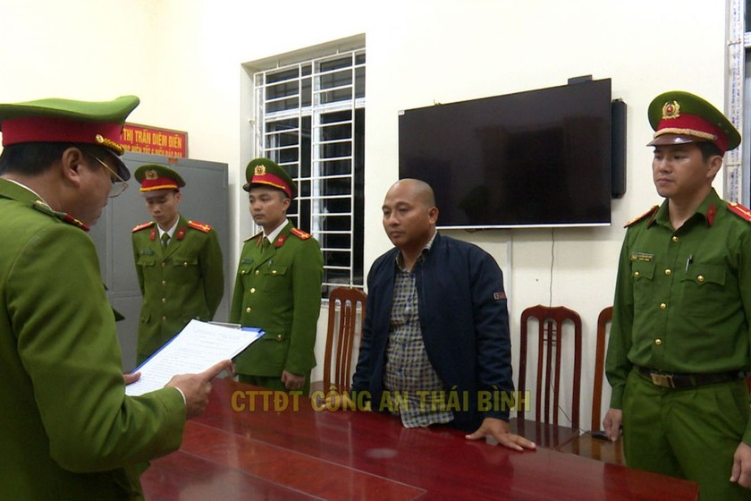 Cơ quan Cảnh sát điều tra Công an huyện Thái Thụy công bố các Quyết định và Lệnh đối với Nguyễn Văn Đoàn.