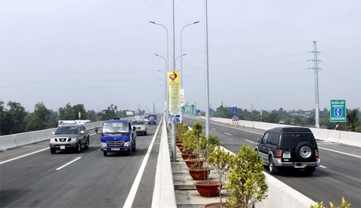 Đường cao tốc Thành phố Hồ Chí Minh-Long Thành-Dầu Giây.