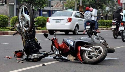 Theo Uỷ ban an toàn giao thông quốc gia, số vụ tai nạn và số người chết do tai nạn giao thông liên quan đến mô tô, xe máy tăng cao trong dịp Tết. Ảnh: Otofun