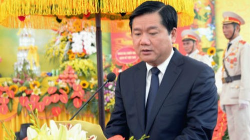 Bộ trưởng Đinh La Thăng: TNGT cướp đi sinh mạng 24 người mỗi ngày, để lại thương tật suốt đời cho 60 người