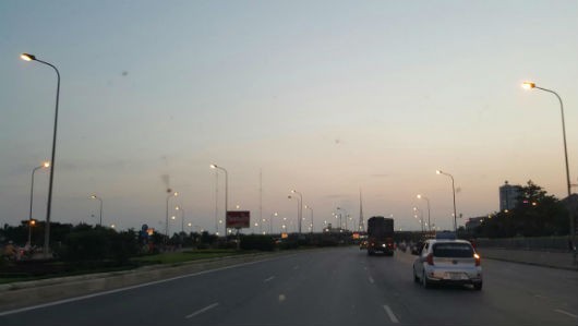Vì sao chưa thể LED hóa ngay hệ thống chiếu sáng công cộng ở Hà Nội?