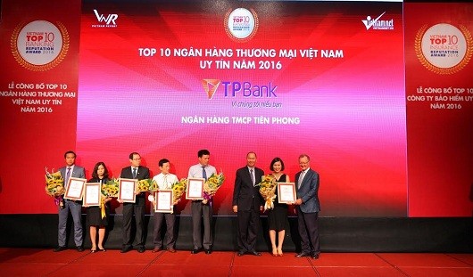 TPBank nhận giải thưởng NHTM Việt Nam uy tín nhất năm 2016