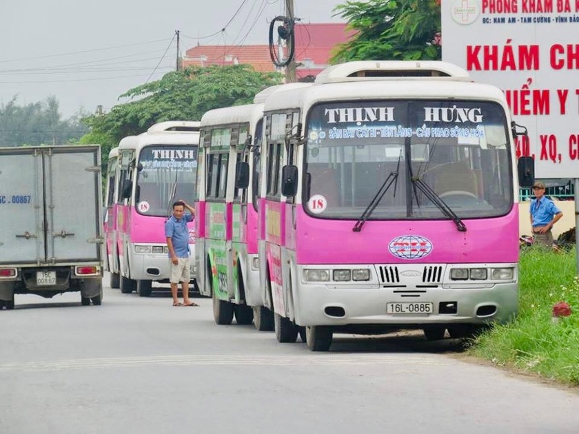 Hải Phòng cho phép hoạt động trở lại các tuyến xe buýt, xe chở khách theo tuyến cố định, xe hợp đồng, xe taxi trên địa bàn huyện Vĩnh Bảo kể từ 12h ngày 16/7.