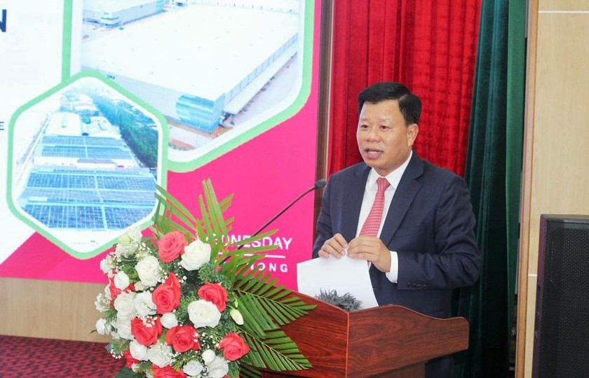 Ông Lê Trung Kiên, Trưởng ban Ban Quản lý Khu kinh tế Hải Phòng phát biểu tại hội thảo.