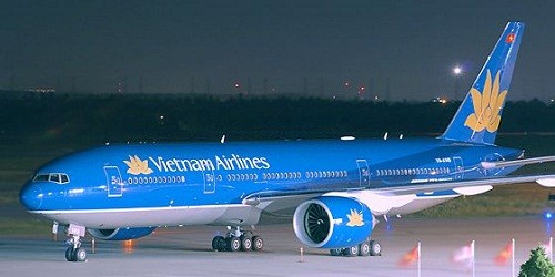Máy bay Vietnam Airline hạ cánh khẩn cấp vì lỗi kỹ thuật