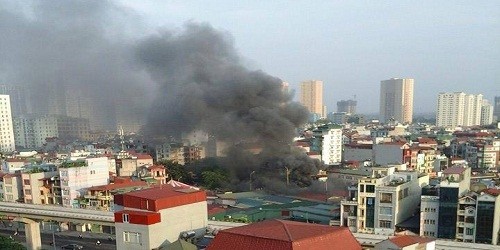 Vụ cháy chợ Phùng Khoang: Hai mẹ con đang nguy kịch